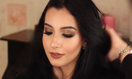 Mükemmel Altın-Gold Göz Makyajı