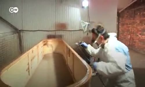 Tabut üreticileri- Pandemide işleri açılanlar - DW Türkçe 