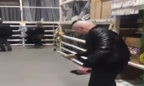 Körüklü Lavabo Pompası Arkadaşın Başına Takılırsa