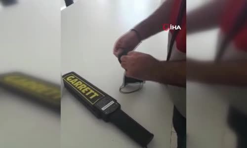 Ehliyet sınavında maskeli kopya taktiği 