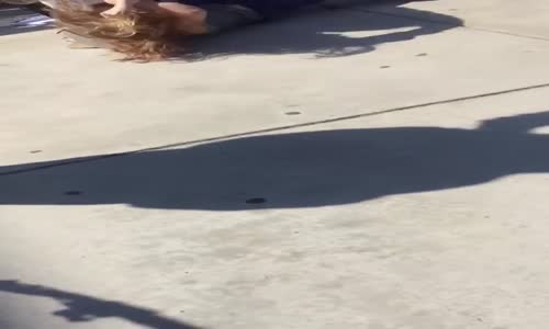 Ünili Kızların Ölümcül Kavgası