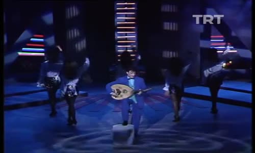 Ayhan Aşan-Vur Oynasın Tellere izle