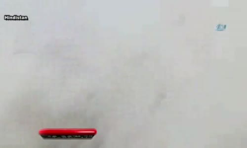 Spikere Canlı Yayında Dalga Kurbanı Oldu