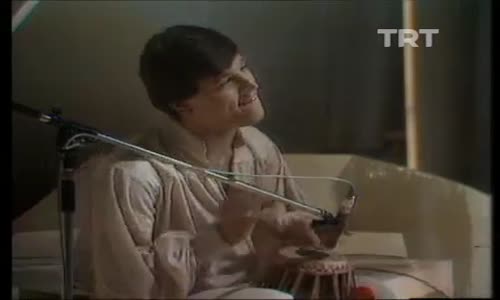 Ajda Pekkan-Petrol izle