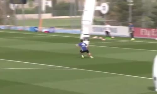 James Rodriguez'den Fantastik Gol