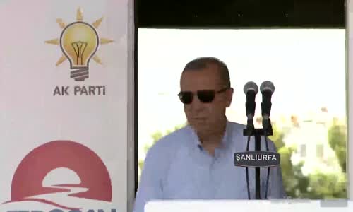 Erdoğan Türkçe-Kürtçe Seçim Şarkısına Tempo Tuttu