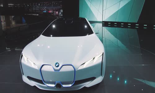 BMW 2017 IAA Ve Diğer Arabalarının Vizyon Dinamik İçerikler Tanıtımı  