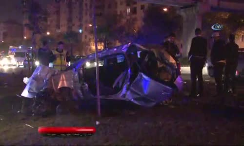 İzmir'de Feci Kaza : 2 Polisimiz Şehit, 3 Polisimiz Ağır Yaralı 