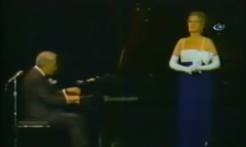 Piyano Çalarken Korkan Adamın Yerli Versiyonu