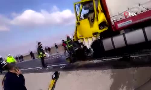 Konya’da iki tır çarpıştı- 1 ölü