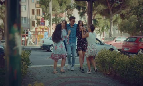 Klavye Delikanlıları - Oğlan Yanıyor Neriman