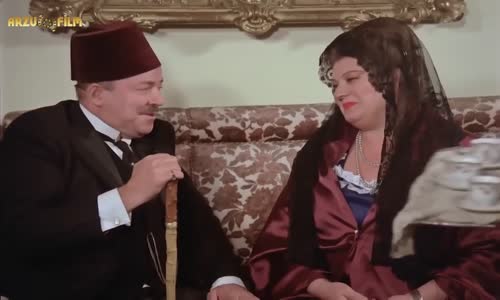 Şekerpare - Başlatacaksın Komiserine