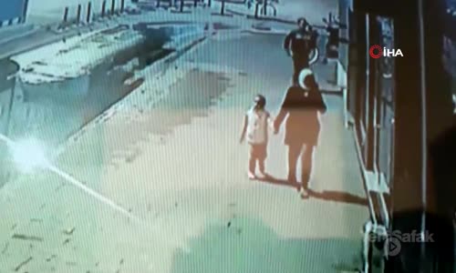 Küçük Kızının Yanında Kapkaça Uğradı