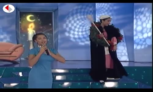 Hülya Avşar Show  Binnur Kaya'dan Hülya Avşar Taklidi