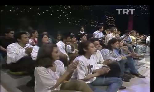 TRT Ankara Radyosu THM Gençlik Korosu-Bahçeye Gel Bahçeye 