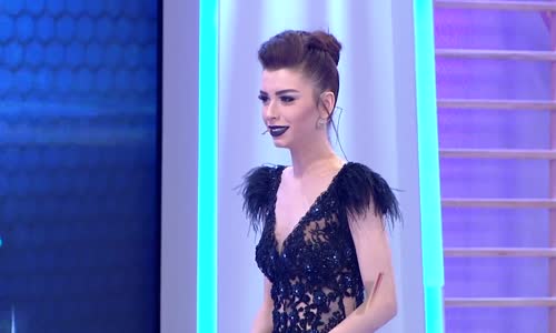 Aleyna Ayakta Durmakta Zorlandı Yardımına Bakın Koştu!