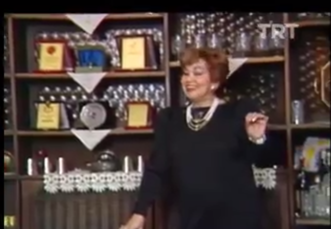 Yıldız Ayhan-Pınar Başından Bulanır 