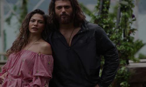 Can Yaman Başrolünü Kaptırdı - Yeni Filmin Başrolünü Başkasına Kaptırdı