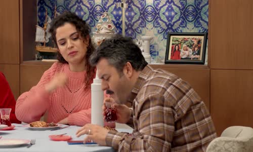 Jet Sosyete 8. Bölüm - Serbest Sokak Dövüşü