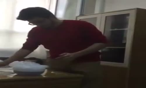 Elle Zarar Vermeden Ateş Yakmak