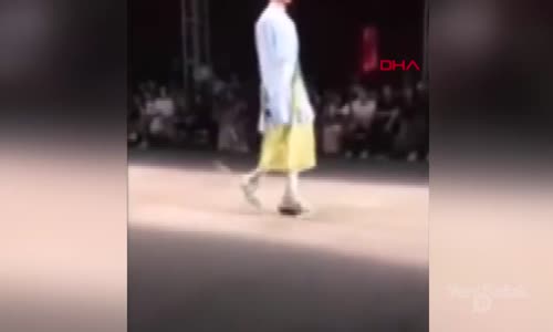 Brezilya'da Manken Podyumda Hayatını Kaybetti.