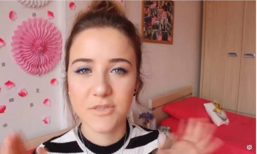 Gamze Ekşi Mor Eyeliner Makyajı