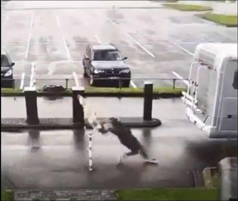 Maraton Koşuda Bir An Kendisini Bulan Kadın