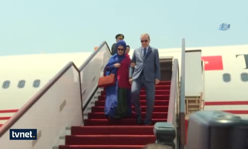 Erdoğan'ı Katar Emiri Karşıladı
