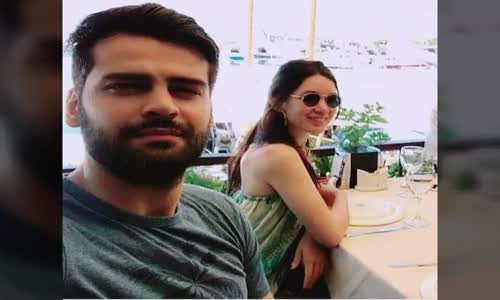 Erkan Meriç Sevgilisi Hazal Subaşı Ile Aşp Pozunu Huzur Notuyla Paylaştı