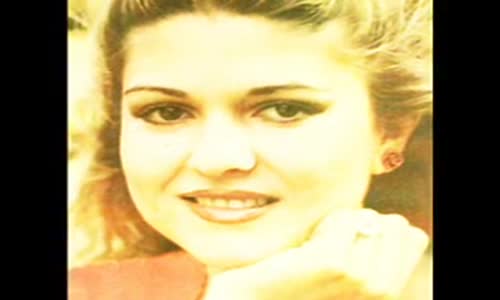 Gülden Karaböcek - Kırılsın Ellerim