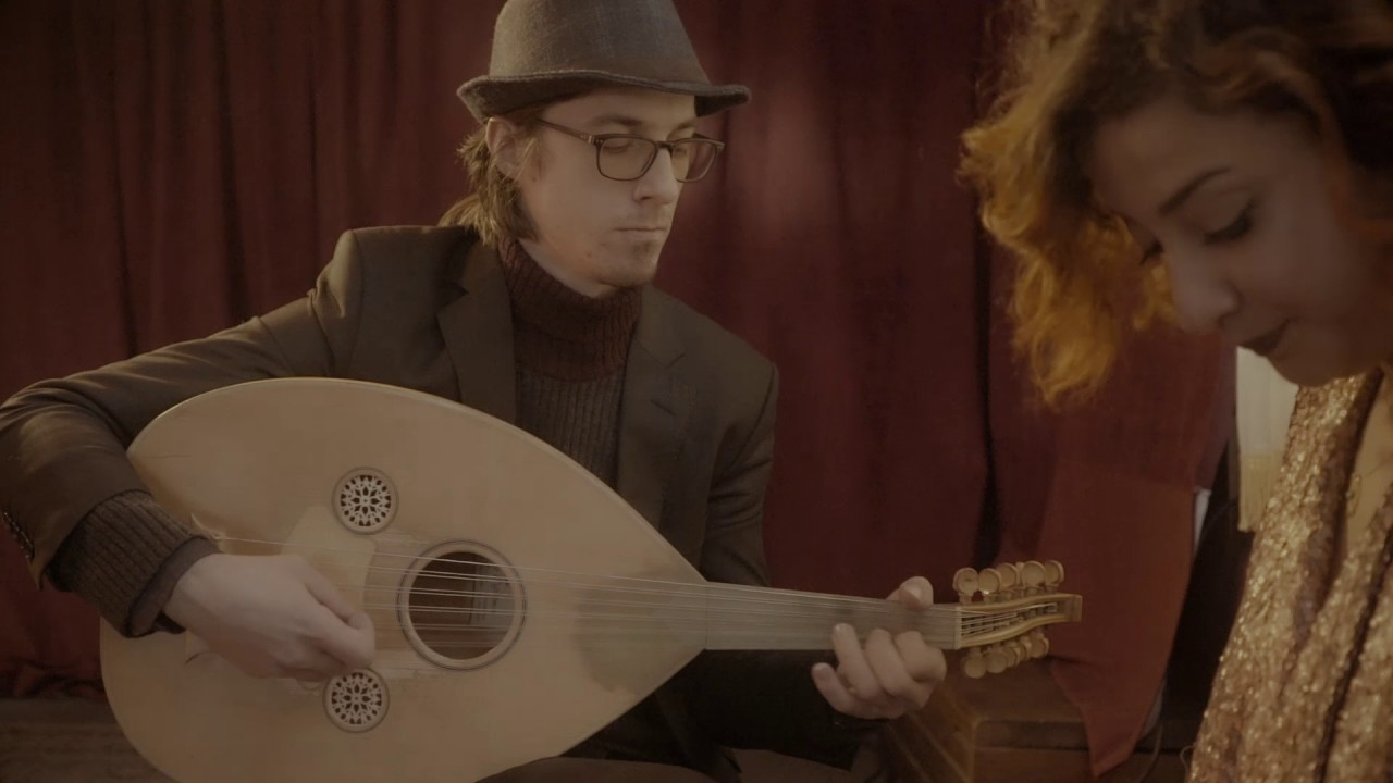 Melike Şahin - Tutuşmuş Beraber