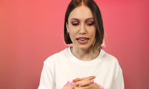 Duygu ÖzaslanUygun Fiyatlı Ürünlerle Makyaj Pembe Düşler