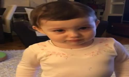 Gözyaşları İçinde Annesinden Özür Dileyen Ufaklık