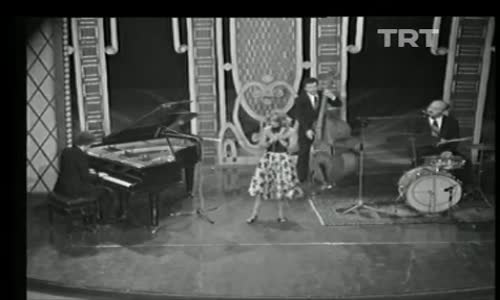 Füsun Önal-Sert Olmak Kolay izle 