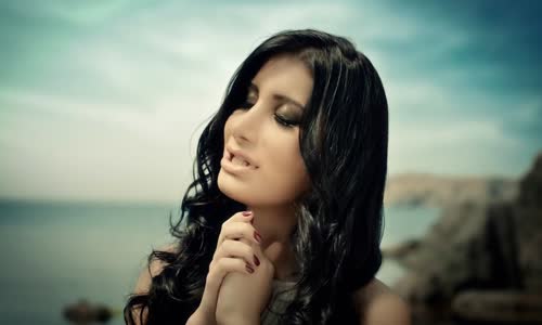 İrem Derici - Kalbimin Tek Sahibine