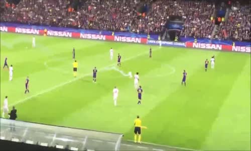 Şampiyonlar Ligi Maçında Hakeme Havai Fişek Atıldı