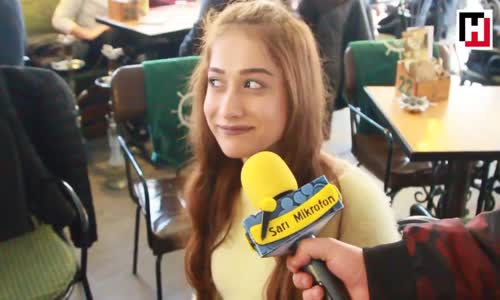 Sarışın Mı Esmer Mi