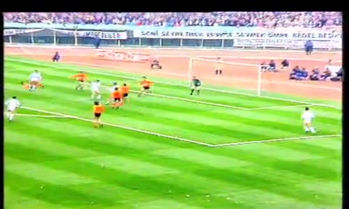 1988-1989 Sezonu Beşiktaş-Adanaspor Maç Özeti İzle