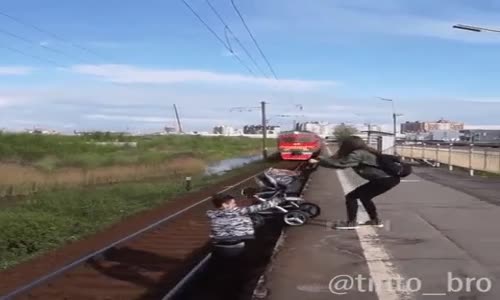 Can Kurtaran İyi Cesur İnsanlar