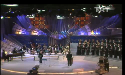 Nalan Altınörs-Büyüleyen Gözlerinle 