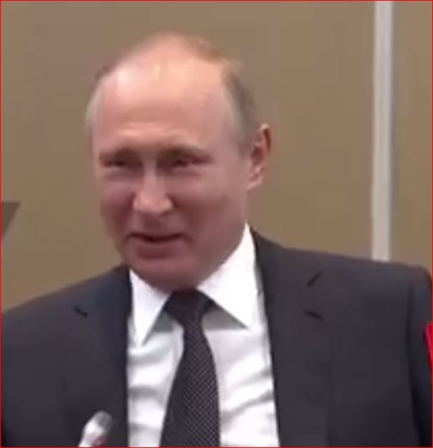 Esprisine Gülünmeyen Adam Putin