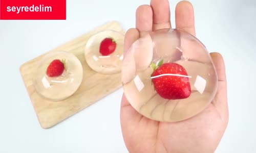 Yenilebilir Damla İçerisinde Çilekli Kek Nasıl Yapılır?
