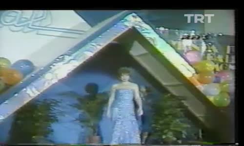 Nil Burak-Güneş Bir Kere Doğdu 