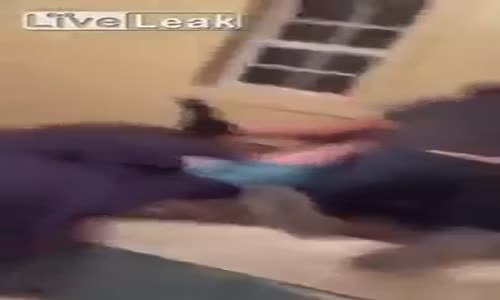 Karısını Başka Bir Adamla Basınca