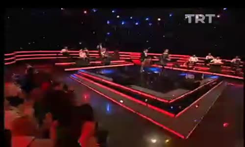 Şevval Sam-Cemile'nin Gezdiği Dağlar Meşeli