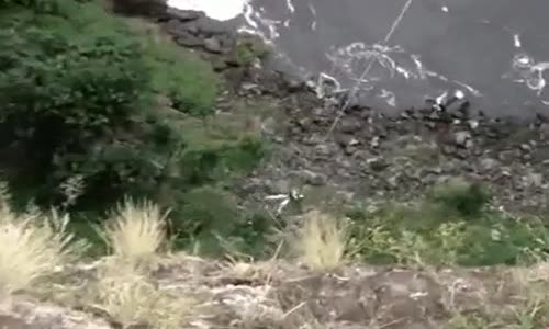 Öldüm öldüm diyeceğiniz Yüksek Adrenali Uçurumdan Atlayış