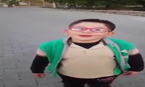 Çağla Satan Aşırı Sevimli Çocuk