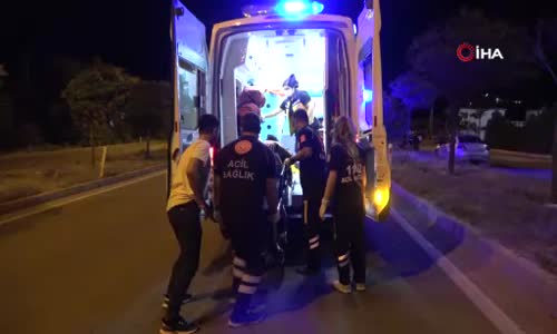 Otomobil refüje çarptı- 2 yaralı