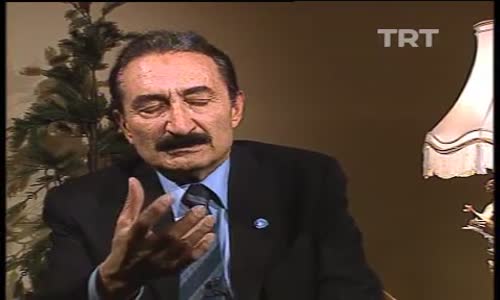 Bülent Ecevit'in 1980 Dönemi Hakkındaki Röportajı izle