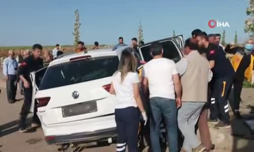 Otomobiller Kavşakta Çarpıştı- 5 Yaralı 